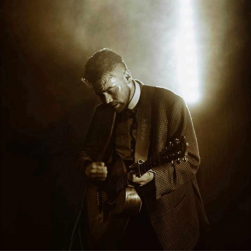 Fraser Morgan + Them Noisy Neighbours + 21 Melville Street