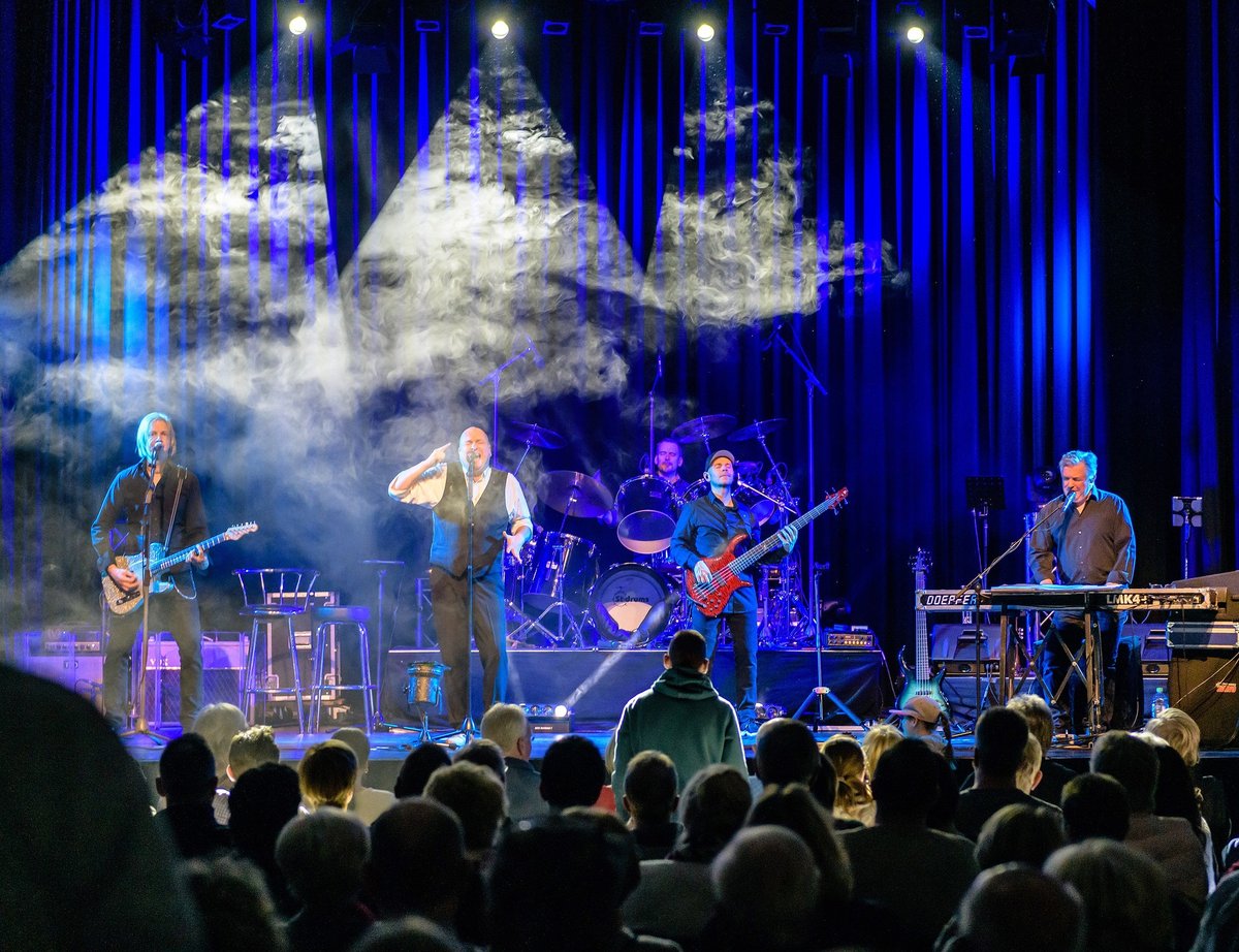 True Collins - Europes Greatest Phil Collins Show