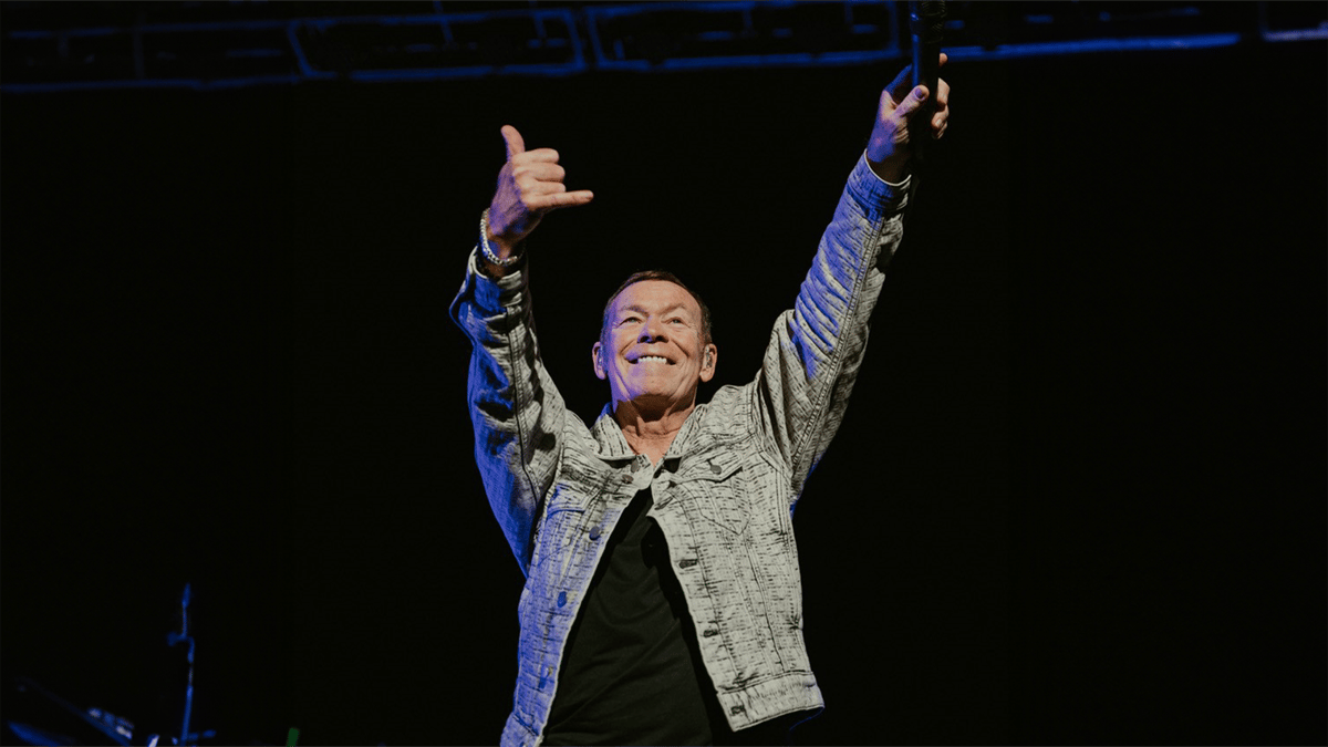 UB40 Ft. Ali Campbell