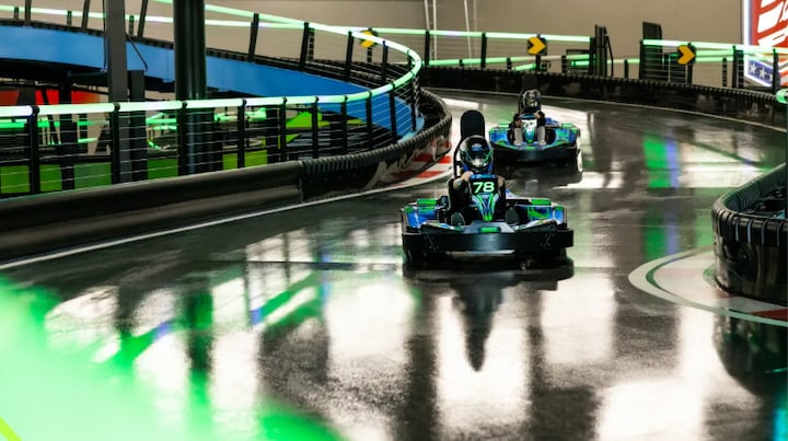 Andretti Indoor Karting Schaumburg Tour 98,000 Sq Ft Indoor Family Fun Near Chicago!