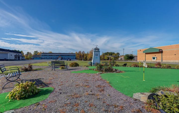 The Perfect Roadside Motel When On A Road Trip