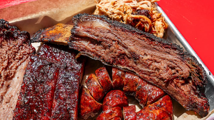 Sanders BBQ: The South Side Smokehouse Turning Fire, Family, and Patience Into National Praise