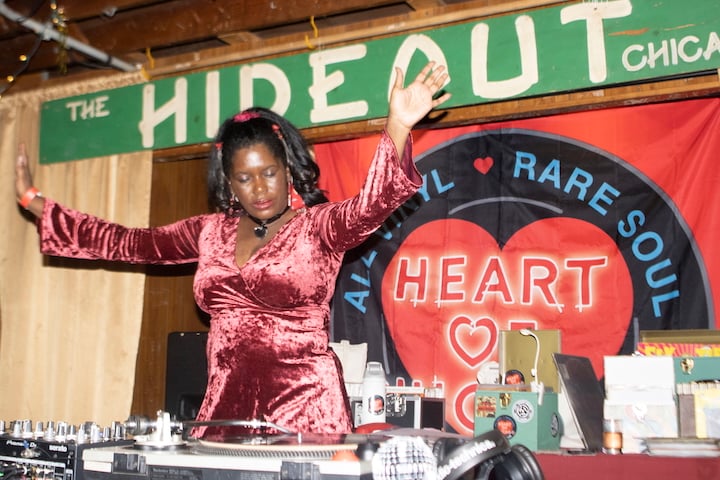 Spinning Soul & Breaking Boundaries: How DJ Debbie and the Heart of Chicago Soul Club Are Keeping Vinyl Alive