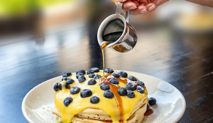 Inside EvaDean’s: The Wilmette Café Rewriting the North Shore Food Scene With Heart, Heat, and Handmade Flavor