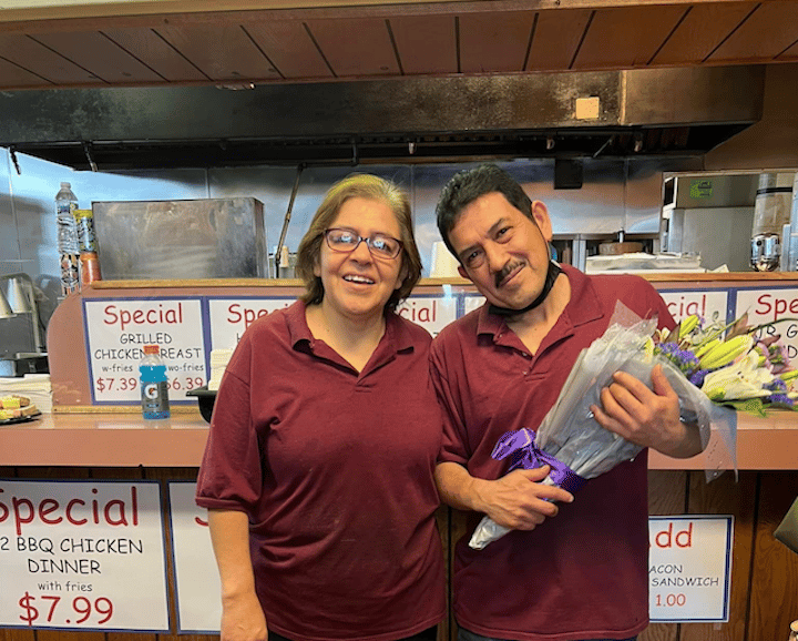 After More Than 30 Years of Hot Dog Specials, Mickey's In Palos Hills Is Retiring