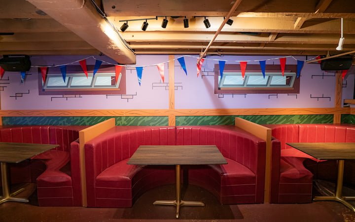 Giggity in Chicago: The Drunken Clam Pop-Up Brings the ‘Family Guy’ Universe to Life