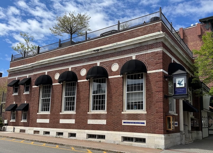 Threads, Beats, and Stanzas: Bruce Willard Weaves a New Legacy With Rockland’s Blue Raven Poetry Series