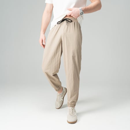 Мужские брюки джоггеры из плащевки кремовые с карманами Pobedov Ground POBEDOV