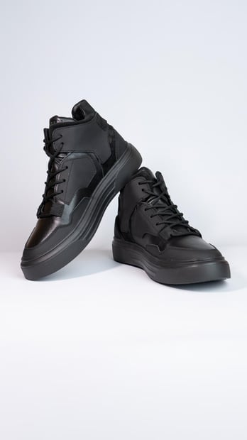 Кросівки чоловічі Арон TURWEAR