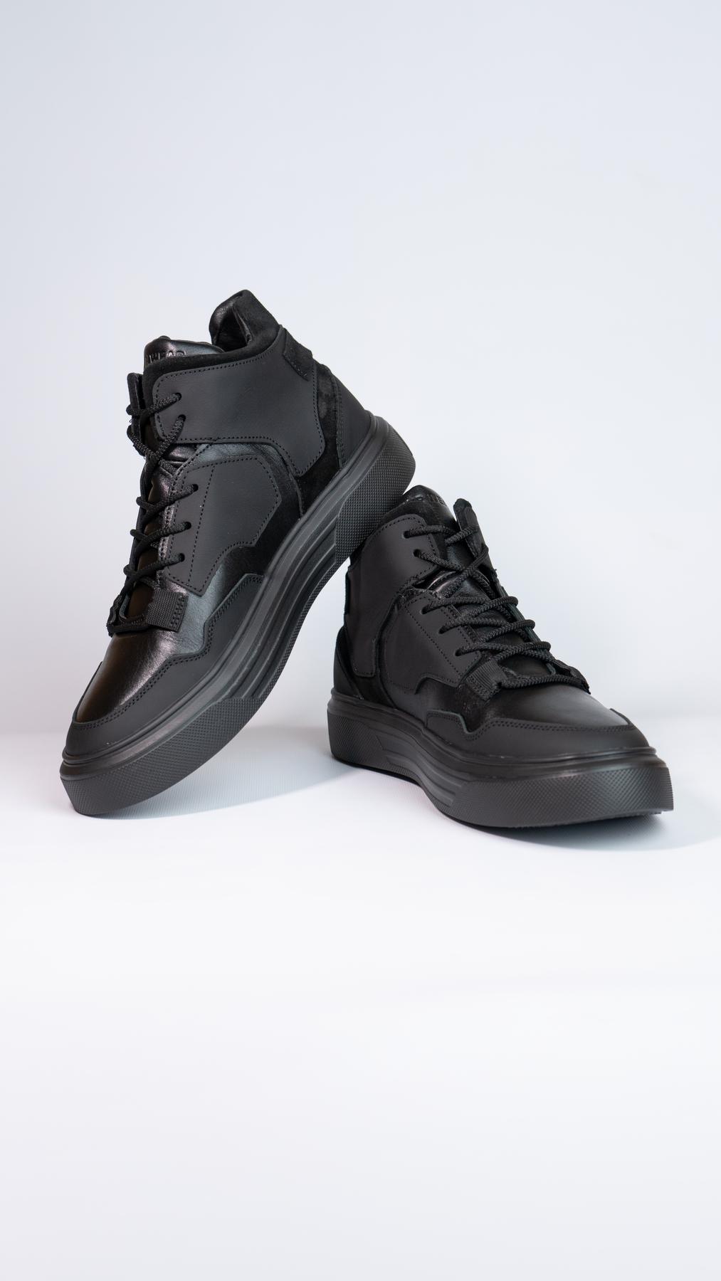 Кросівки чоловічі Арон TURWEAR