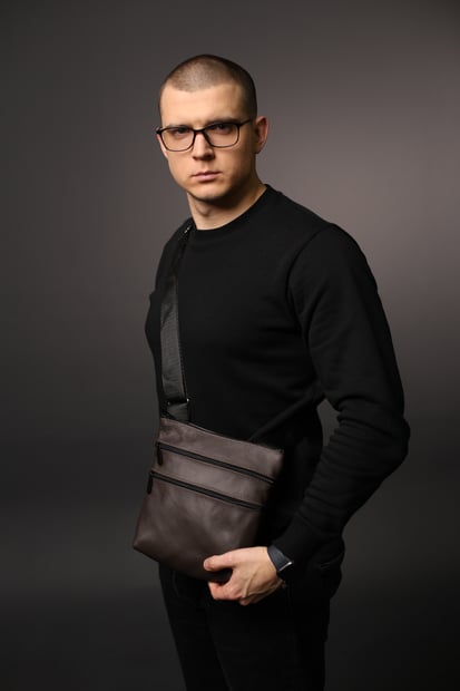 Сумка чоловіча месенджер з натуральної шкіри коричнева SKILL