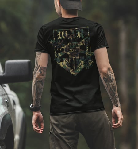 Футболка з принтом WAR чорна We feel