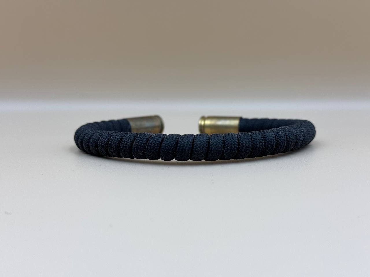 Браслет із паракорду та гільз чорний BATART UA