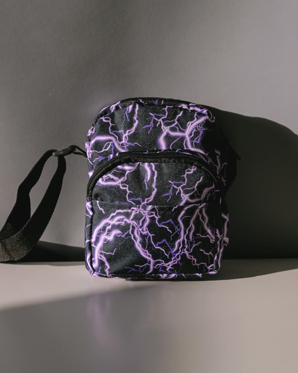 Сумка через плече (месенджер) .VDLK Lightning унісекс