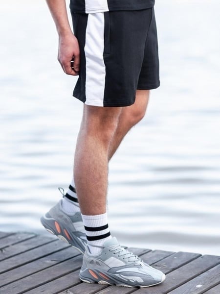 Спортивні шорти BEZET Shark black / white'19