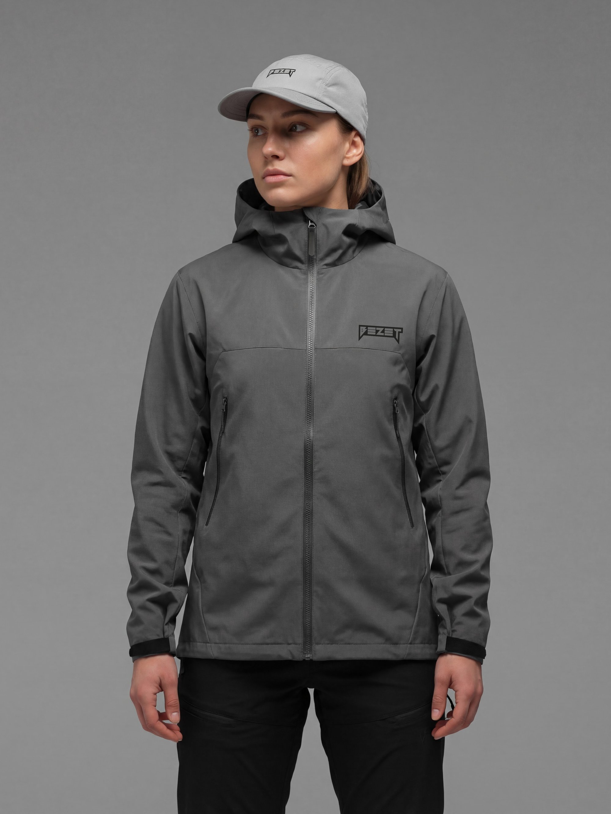 kurtka-jenskaya-vetrovka-bezet-windbreaker-seryi