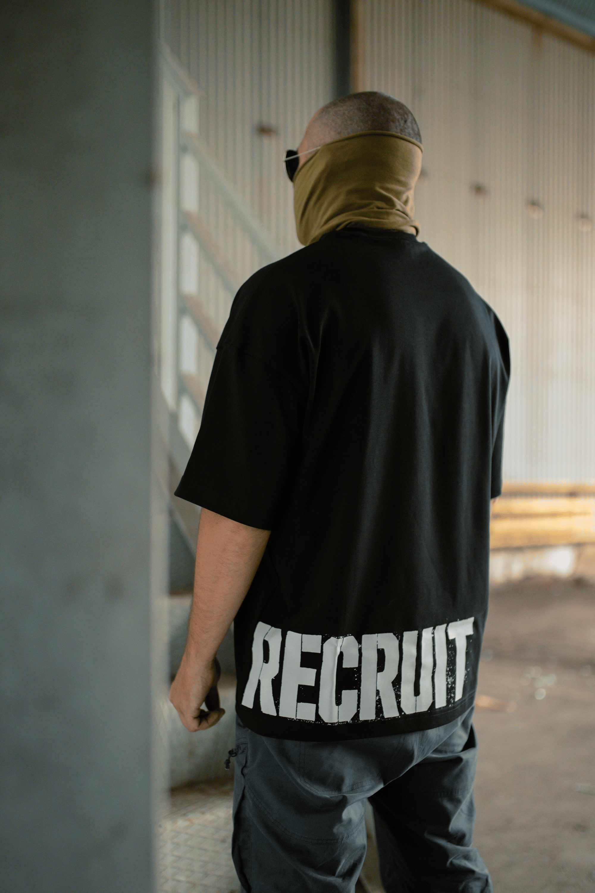 Футболка оверсайз чорна Recruit Bad Boy Company