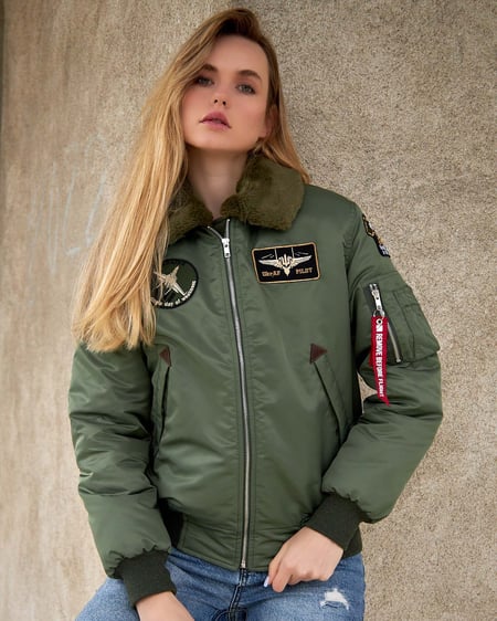 Бомбер B-15 хакі жіночий з нашивками Olymp