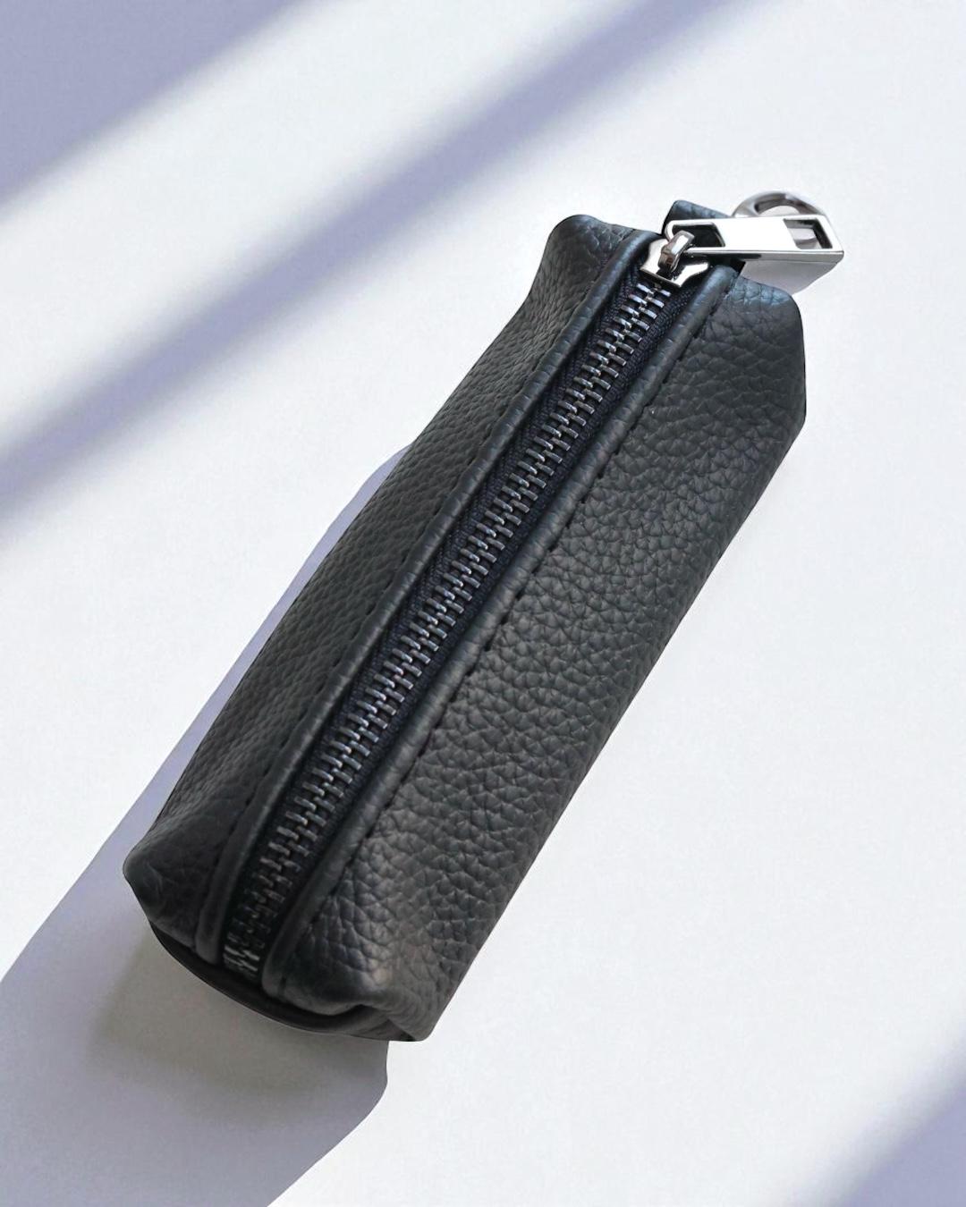 Ключниця з натуральної зернистої шкіри MAXI (чорна) SKILL