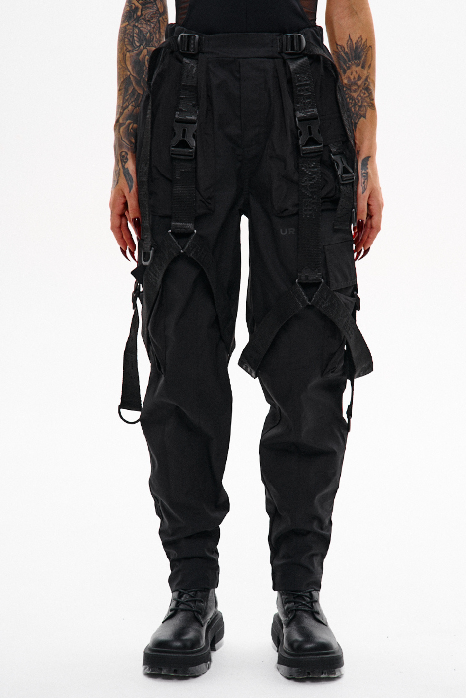 Жіночі карго штани зі стропами "Ройс", чорний TURWEAR