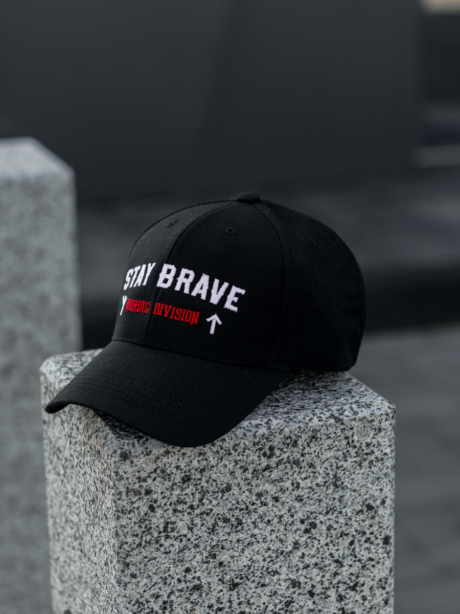 Бейсболка Чорна Stay Brave