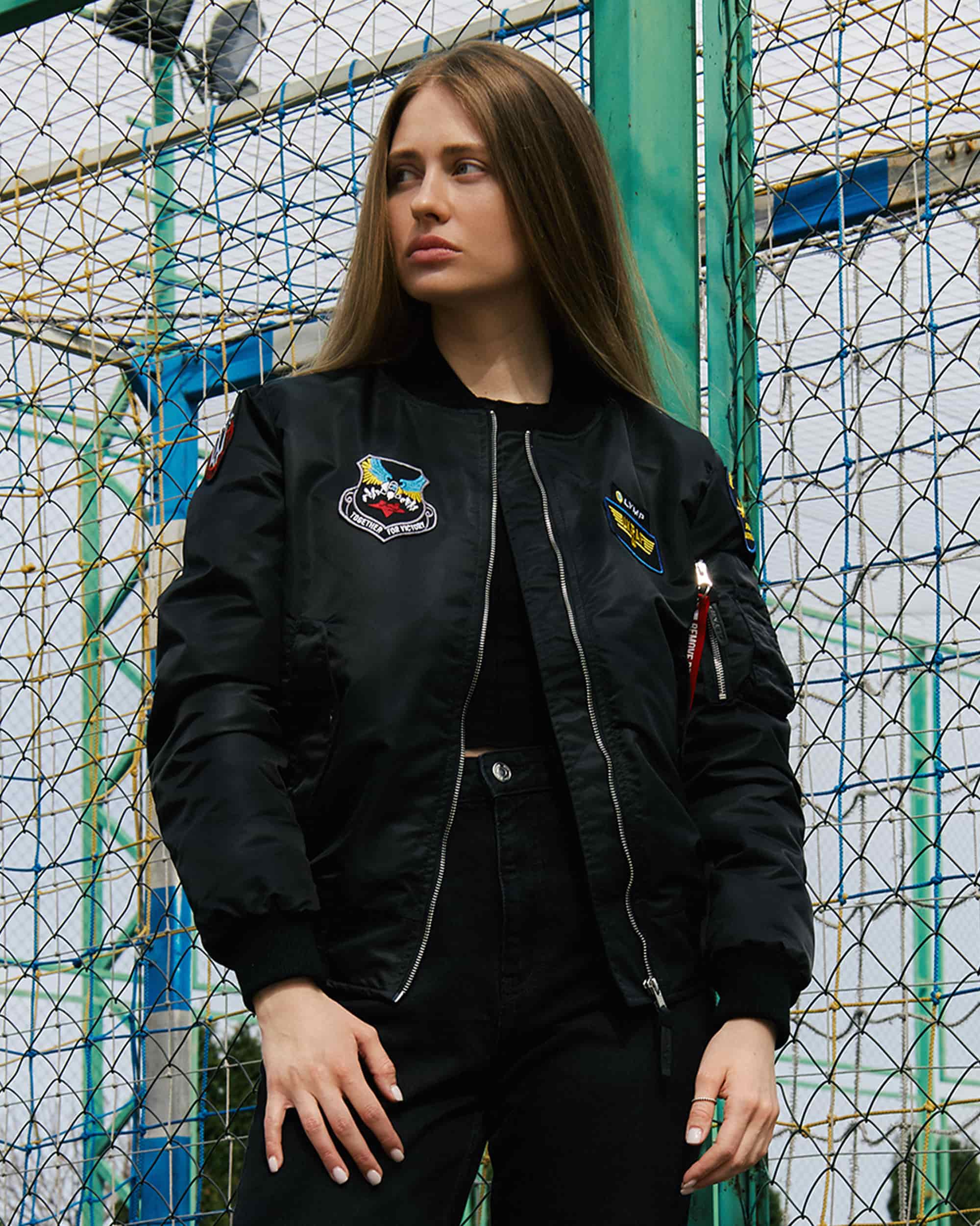 Бомбер MA-1 чорний жіночий з нашивками Olymp