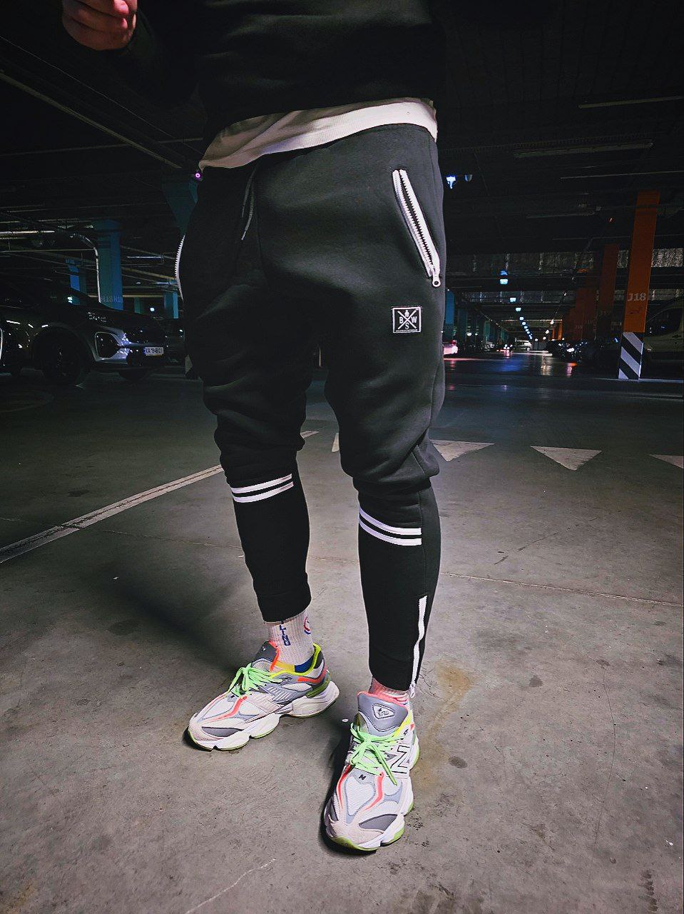 Спортивні зимові штани BRAVE на блискавці чорний