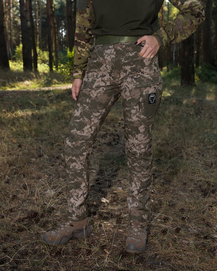 Зимові брюки карго жіночі тактичні Softshell BEZET Ешелон чорні