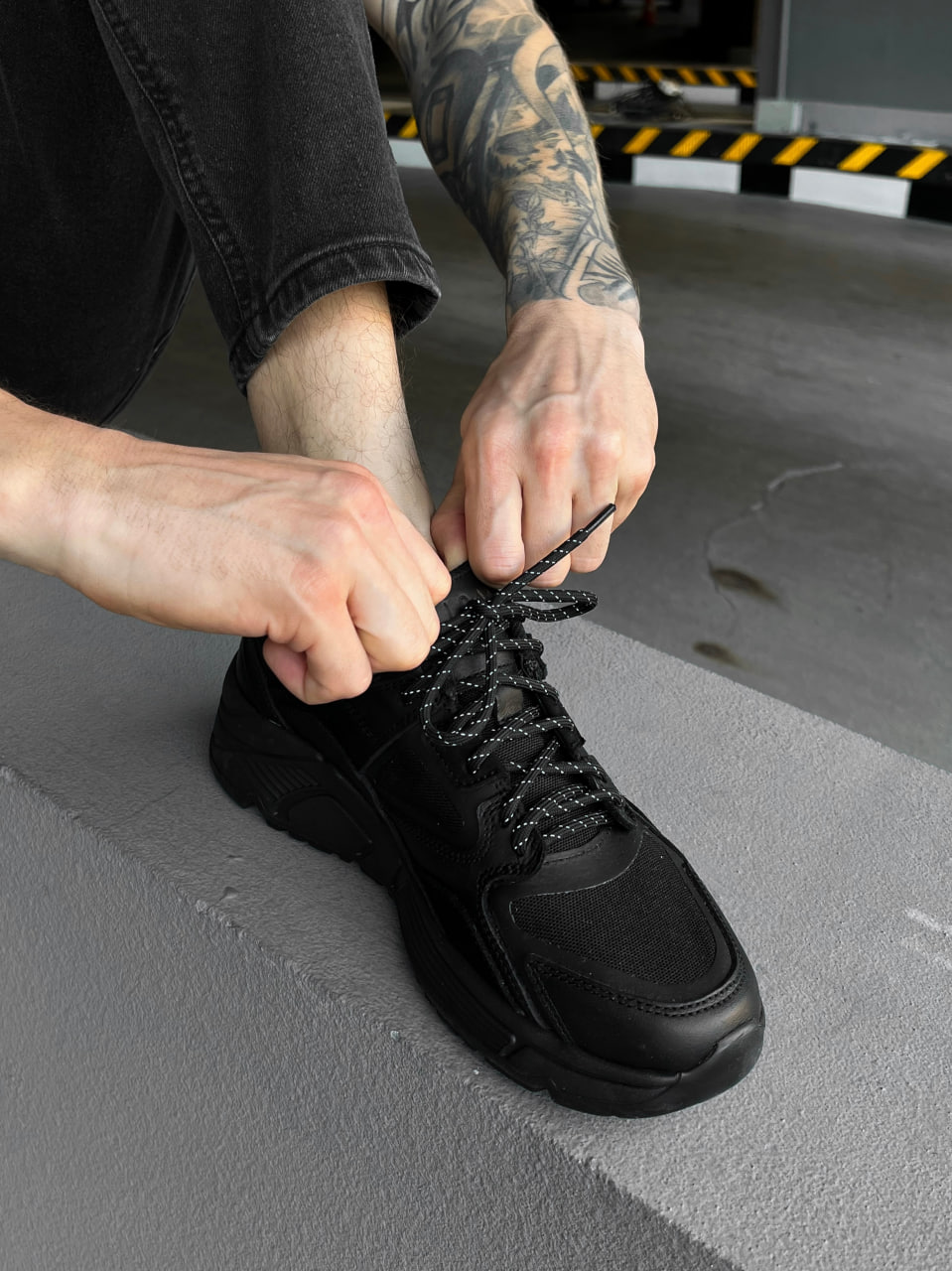 Мужские кроссовки кожаные Ultimate черные (водонепроницаемые) VDLK - Фото 4