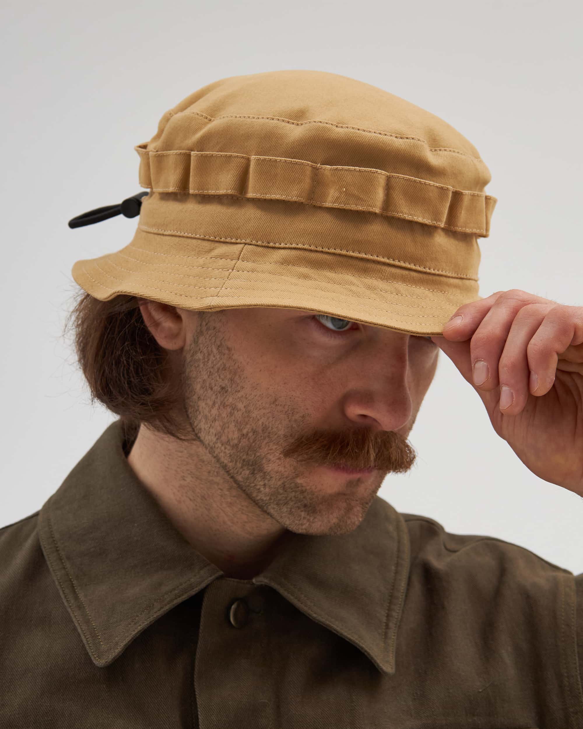 Панама бежева Olymp