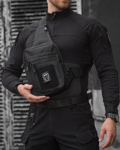messendjer-bezet-holster-chernyi