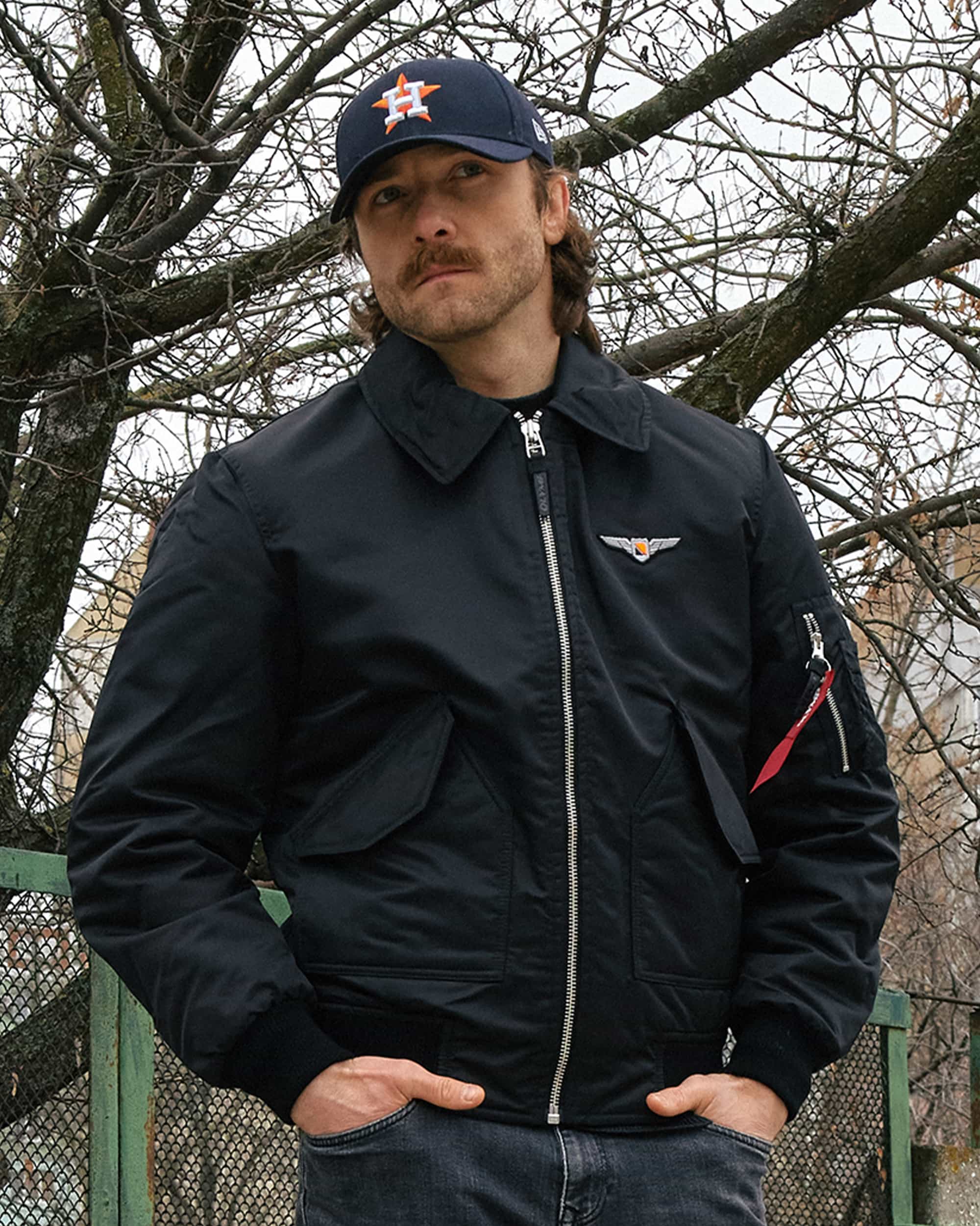 Бомбер CWU чорний Olymp