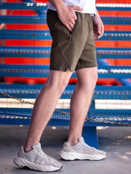 Спортивні шорти BEZET Tech khaki'19