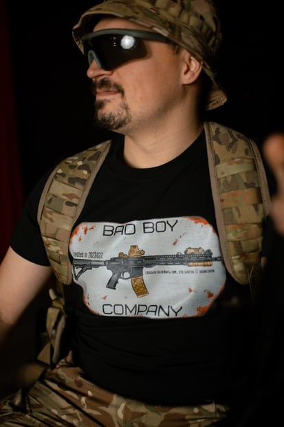 Футболка чорна базова " Жетон" Bad Boy Company