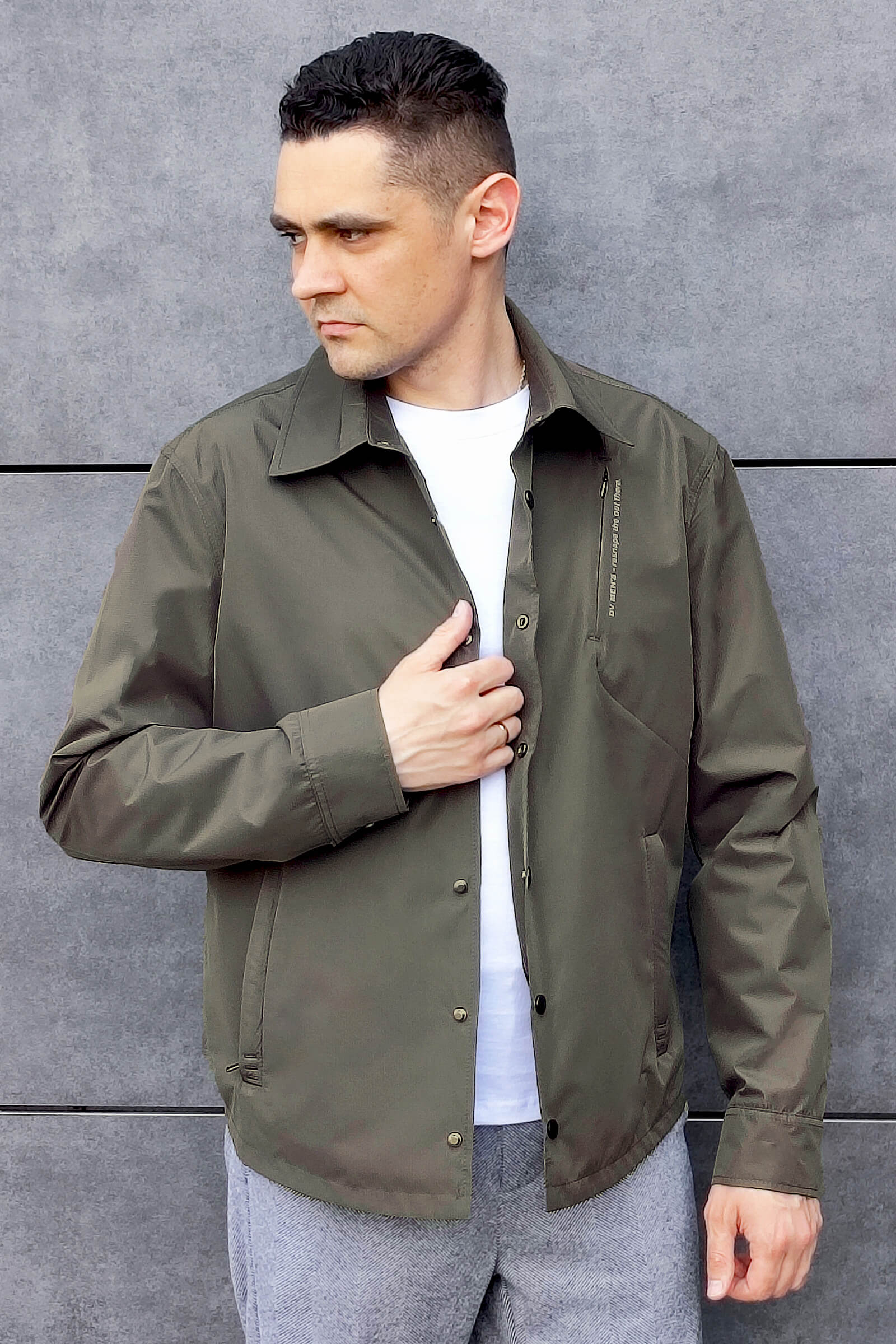 Чоловіча оливкова куртка-рубашка Suns House