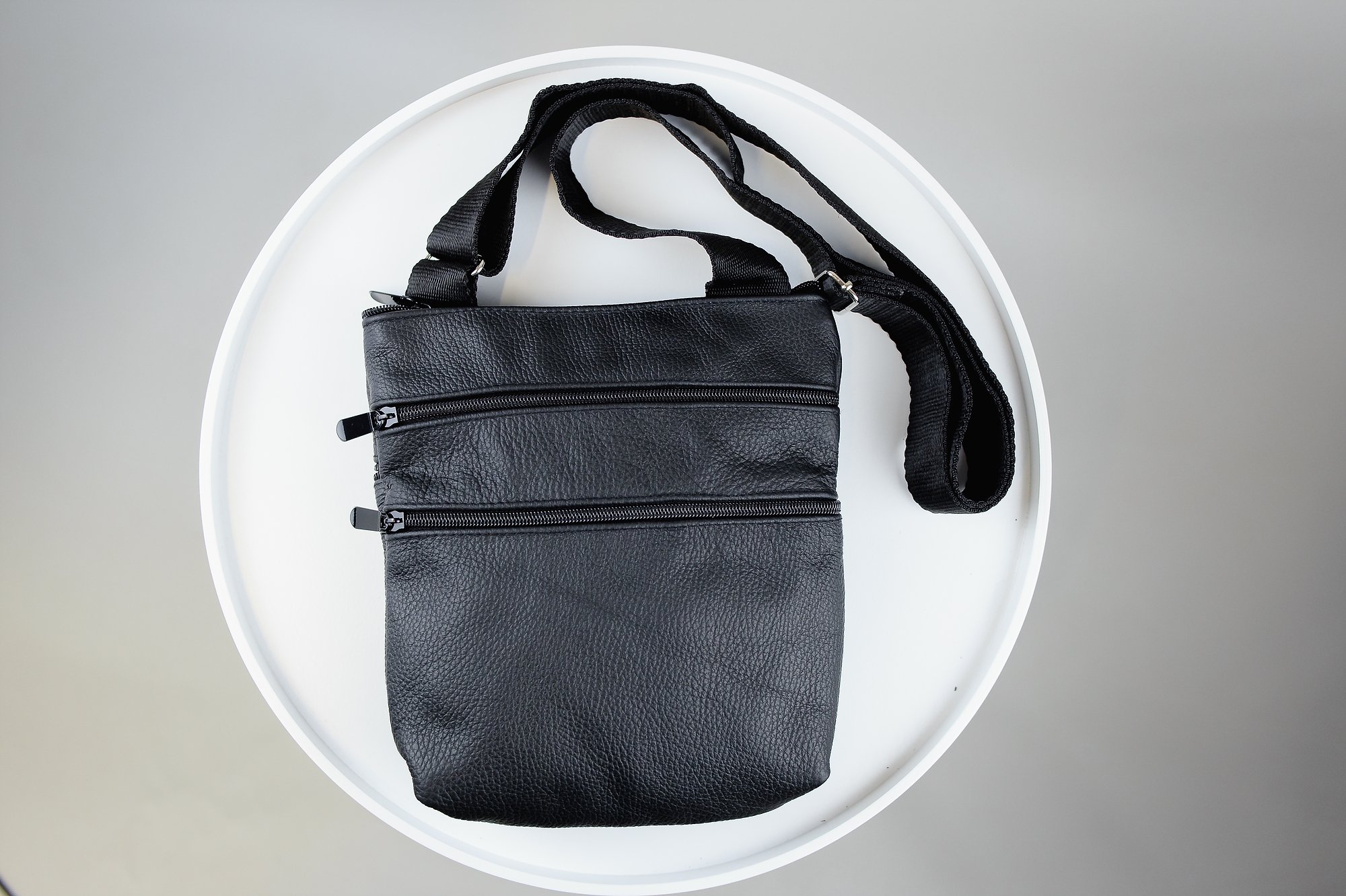 Сумка мужская через плечо кожаная черная SKILL