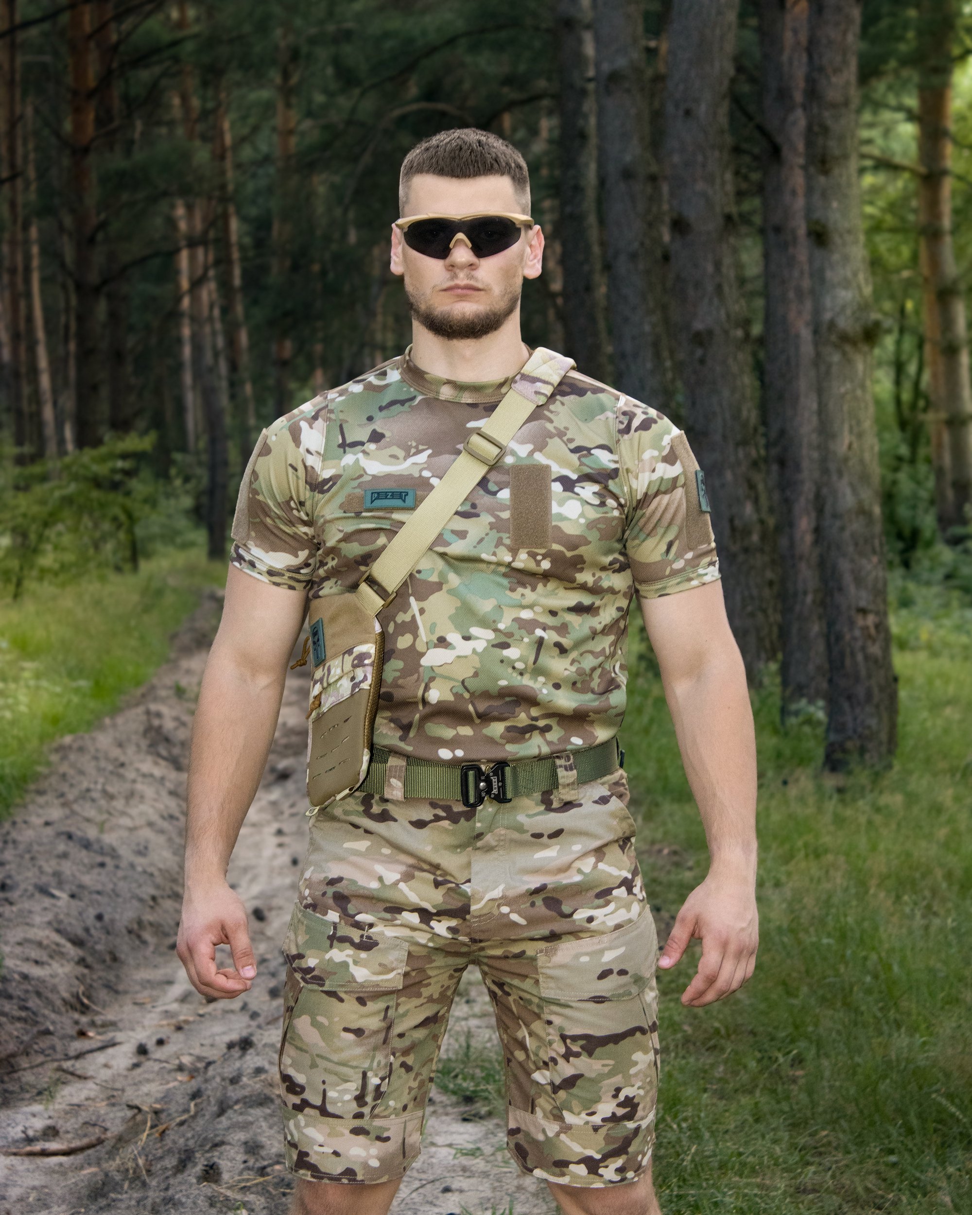 КОМПЛЕКТ (ФУТБОЛКА ШВИДКОСОХНУЧА ТАКТИЧНА BEZET МУЛЬТИКАМ, ШОРТИ КАРГО ТАКТИЧНІ BEZET MILITARY МУЛЬТИКАМ)