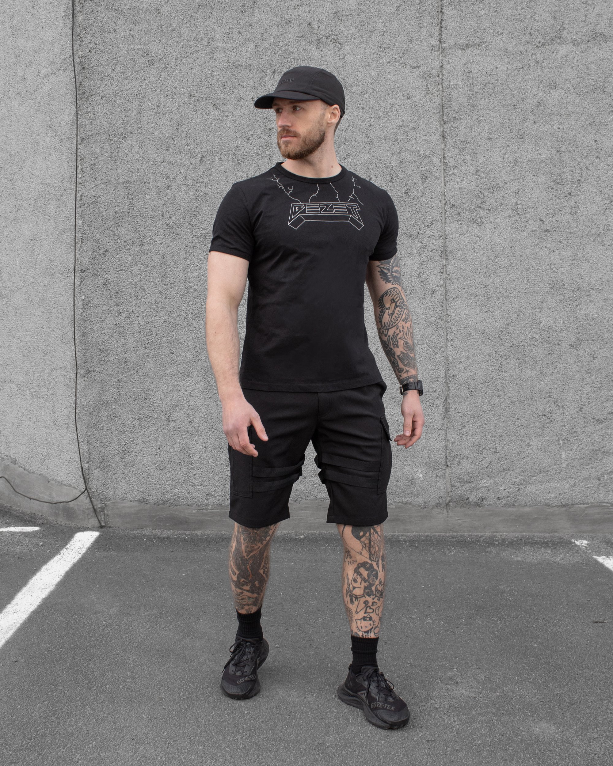 КОМПЛЕКТ ( БЕЙСБОЛКА ТАКТИЧЕСКАЯ BEZET ADVENTURE ЧЕРНЫЙ,ФУТБОЛКА BEZET TACTIC ЧЕРНЫЙ,ШОРТЫ КАРГО BEZET AGGRESSIVE ЧЕРНЫЙ)