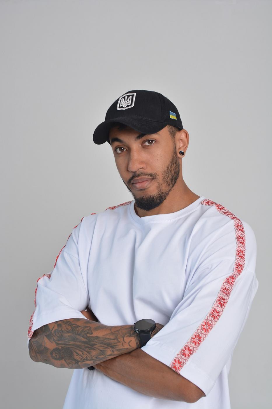 Бейсболка чёрная Герб Украины