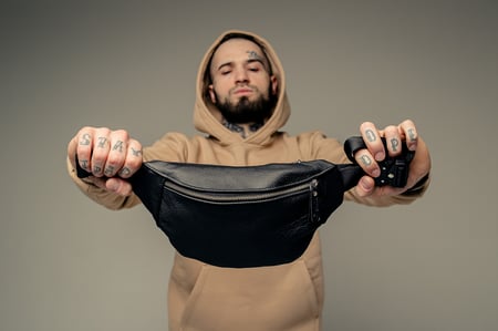 Сумка чоловіча SKILL на пояс із натуральної шкіри чорна SKILL