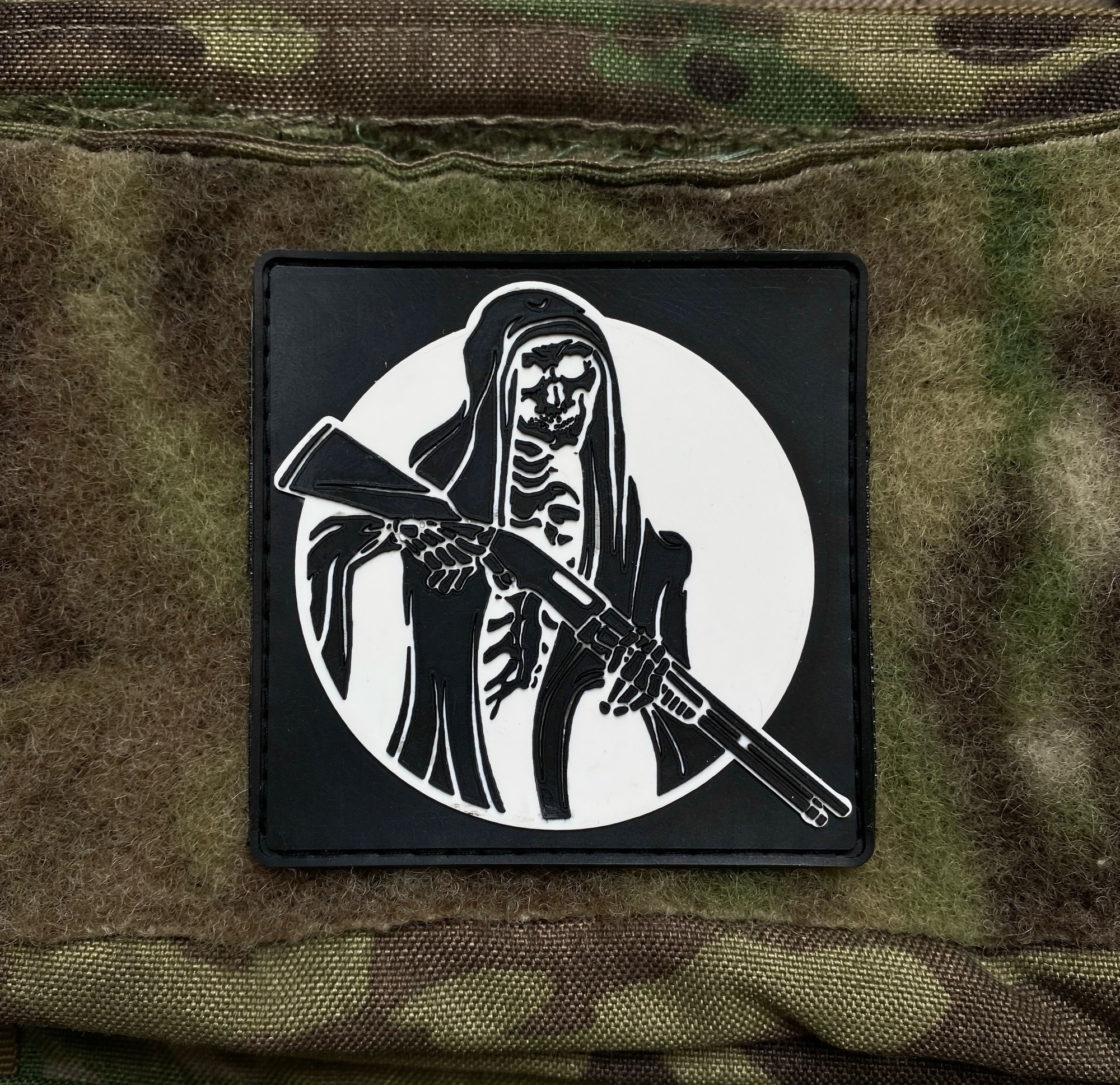 ПВХ патч "Shotgun Death" Paracord By Cat