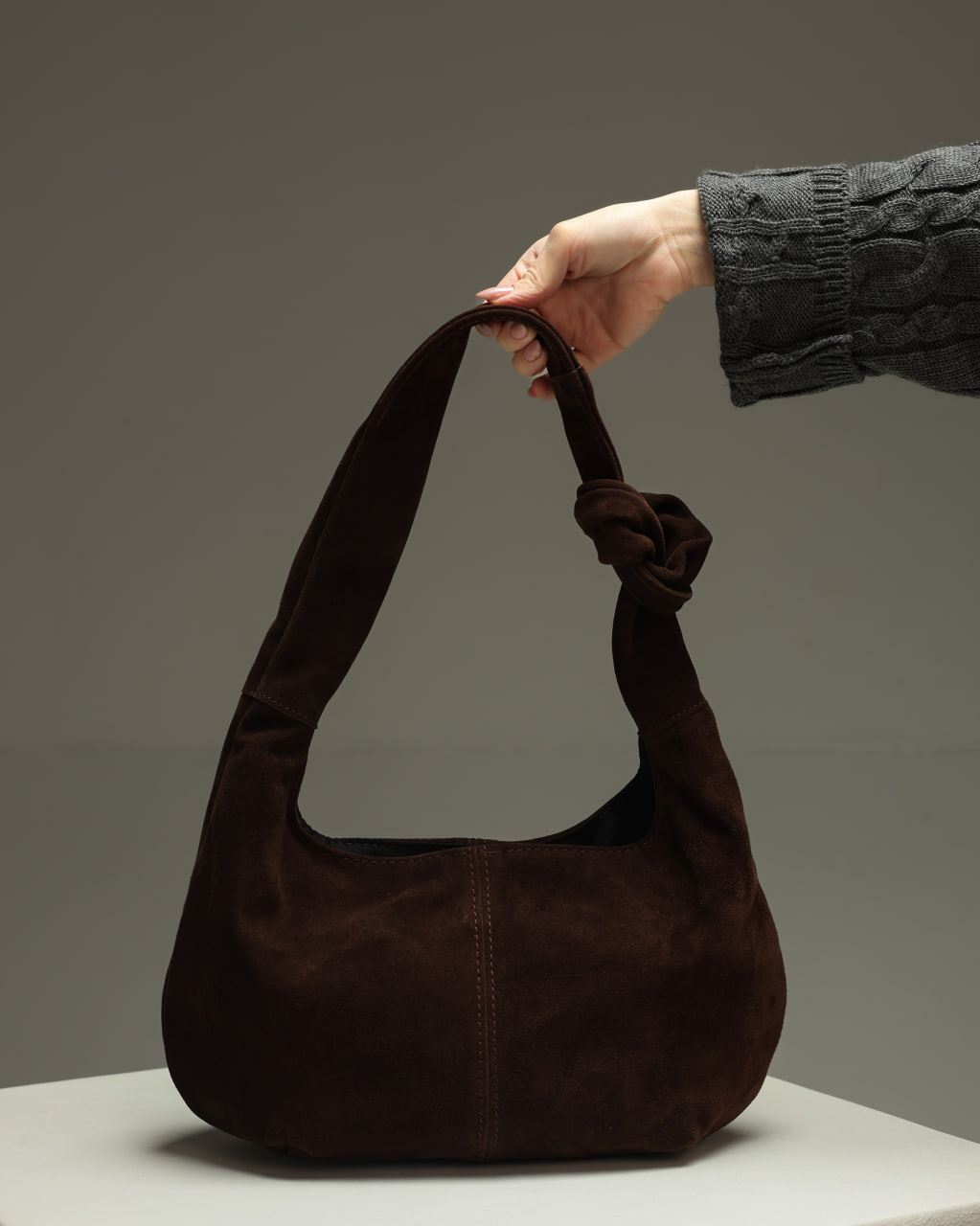 Сумка-хобо з натуральної замші SKILL шоколад