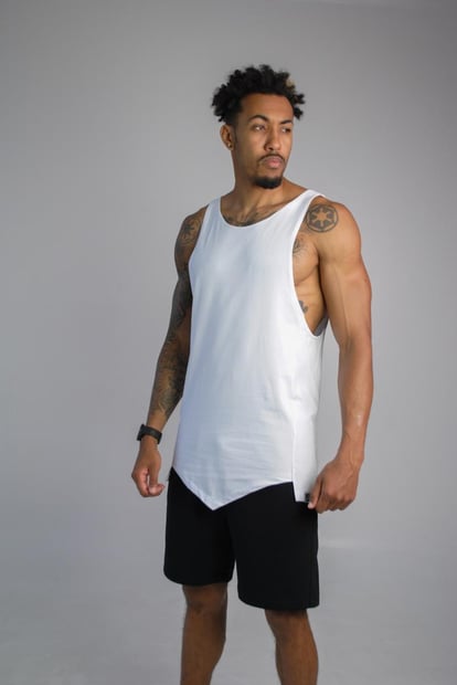 Майка длинная белая Hi Mate