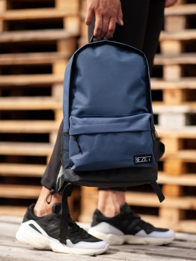 rukzak-bezet-dark-bluemodel-19