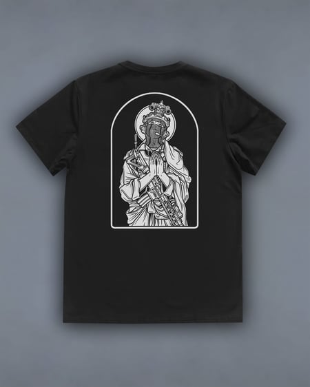 Футболка з принтом In War We Trust чорна We feel