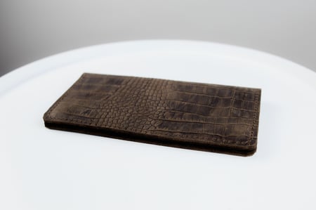 Портмоне чоловіче шкіряне з тисненням під крокодила коричневе SKILL