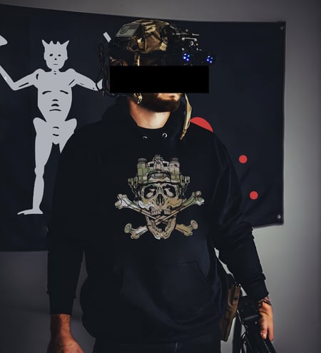 Худі з принтом JOLLY ROGER чорне