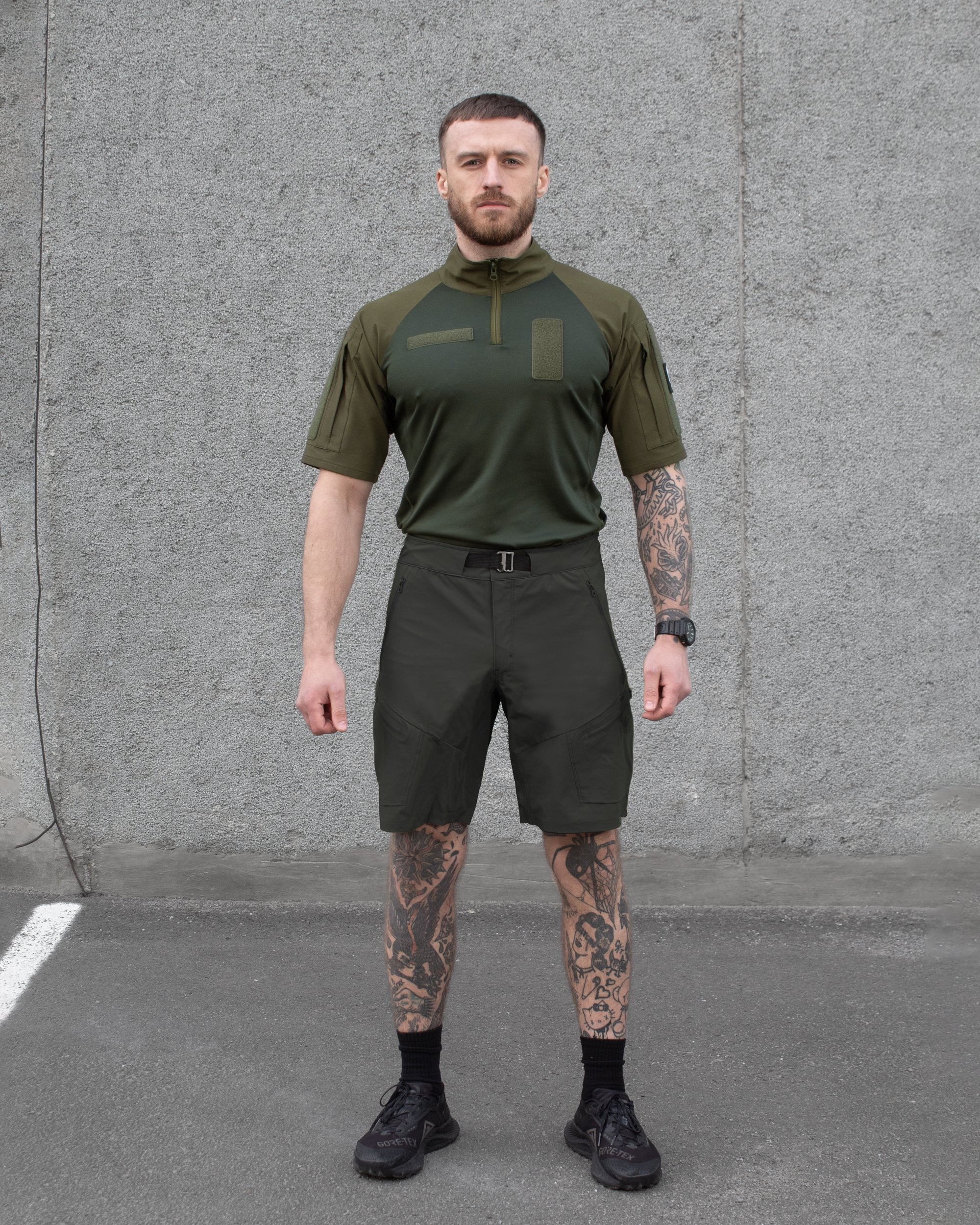 КОМПЛЕКТ (ФУТБОЛКА ТАКТИЧЕСКАЯ БОЕВАЯ BEZET COMBAT ХАКИ, ШОРТЫ КАРГО БЫСТРОСОХНУЩИЕ BEZET ADVENTURE ХАКИ)