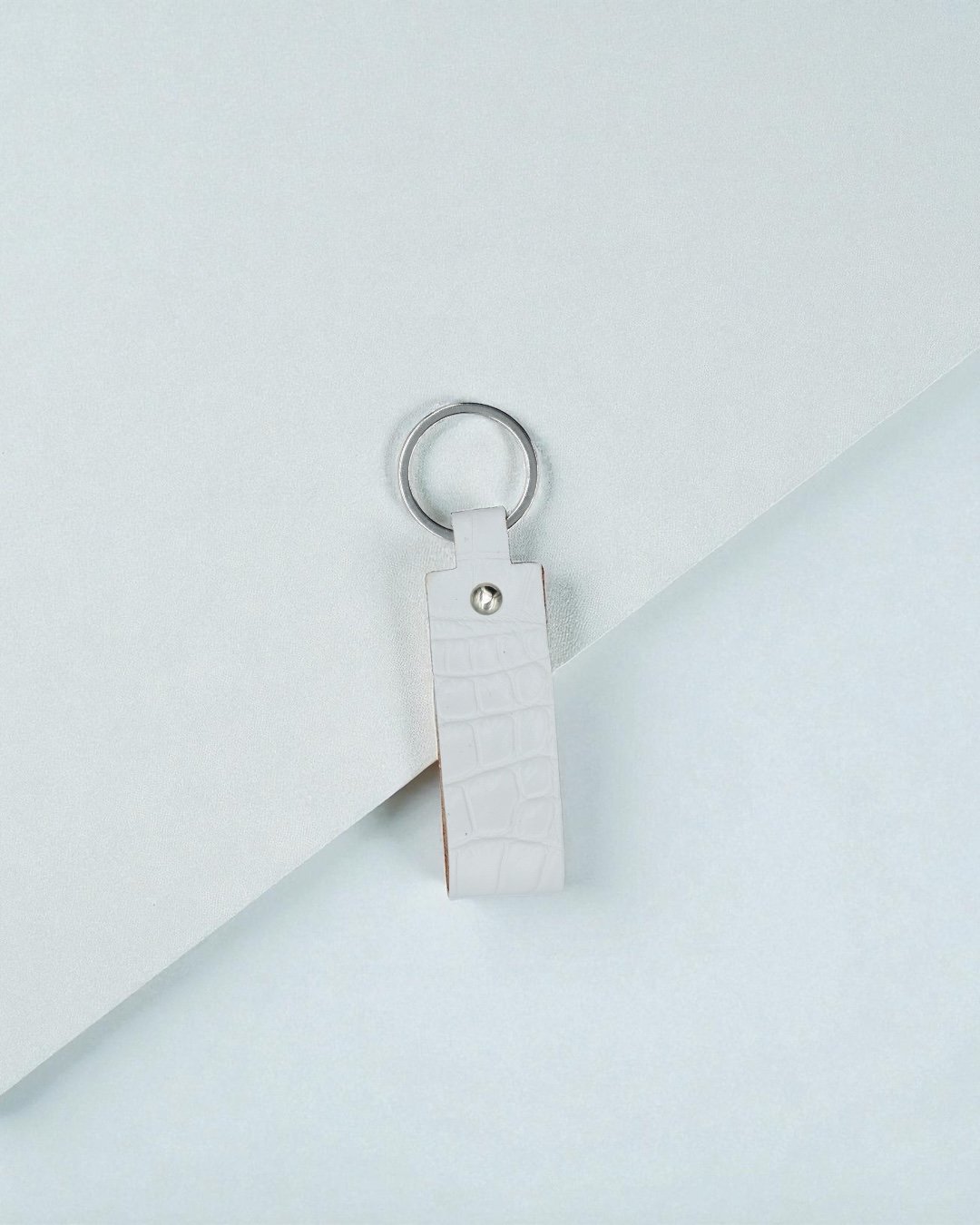 Брелок из натуральной итальянской кожи (белый)