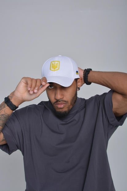 Бейсболка белая Герб Украины